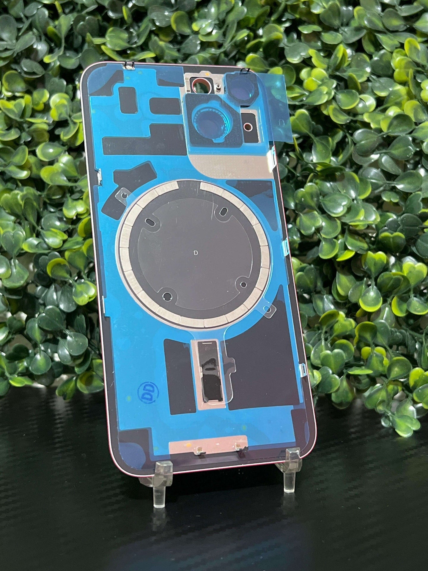 Tapa iPhone 14 Plus con Base Metalica