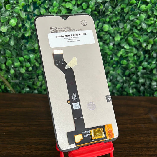 Display Moto E2020